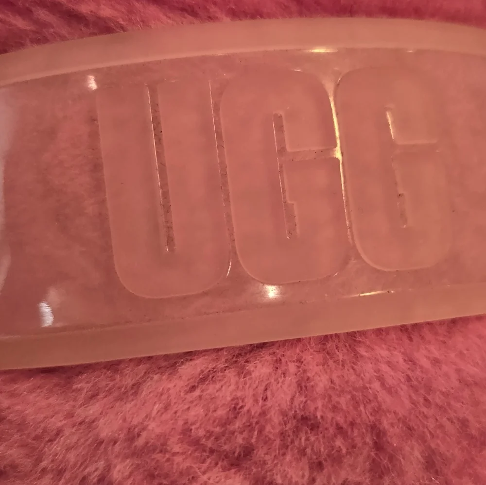 UGG cozy pink
